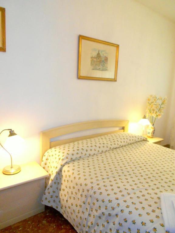 A Casa Chiecchi B&B Rome Luaran gambar